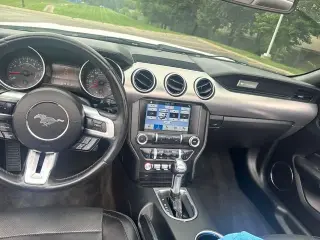 Ford Mustang 2018 EcoBoost Premium 2dr Convertible