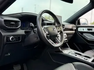 Ford Explorer 2023 AWD ST 4dr SUV