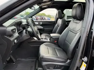 Ford Explorer 2023 AWD ST 4dr SUV