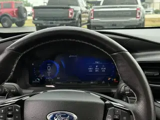 Ford Explorer 2023 AWD ST 4dr SUV