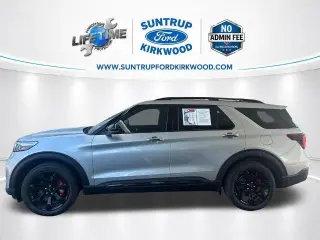 Ford Explorer 2023 AWD ST 4dr SUV