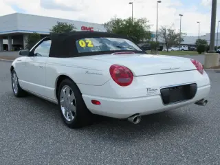 Ford Thunderbird 2002 Deluxe 2dr Convertible