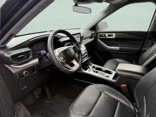 Ford Explorer 2023 AWD XLT 4dr SUV