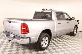 Ram 1500 2025 4x4 Lone Star 4dr Crew Cab 5.6 ft. SB Pickup