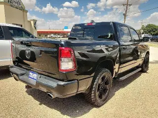 Ram 1500 2022 4x2 Big Horn 4dr Crew Cab 5.6 ft. SB Pickup