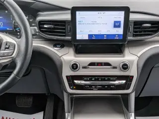 Ford Explorer 2023 AWD XLT 4dr SUV