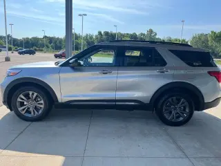 Ford Explorer 2024 AWD XLT 4dr SUV