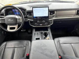 Ford Expedition 2024 4x2 XLT 4dr SUV