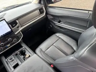 Ford Expedition 2024 4x2 XLT 4dr SUV