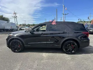 Ford Explorer 2023 AWD ST 4dr SUV