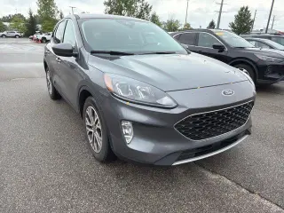 Ford Escape 2022 SEL 4dr SUV