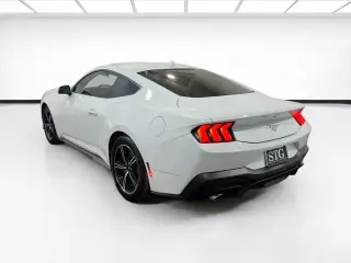 Ford Mustang 2024 EcoBoost 2dr Fastback
