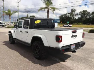 Jeep Gladiator 2022 4x4 Sport 4dr Crew Cab 5.0 ft. SB