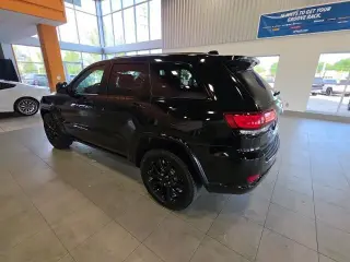Jeep Grand Cherokee 2018 4x4 Laredo 4dr SUV