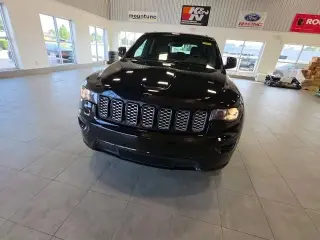 Jeep Grand Cherokee 2018 4x4 Laredo 4dr SUV