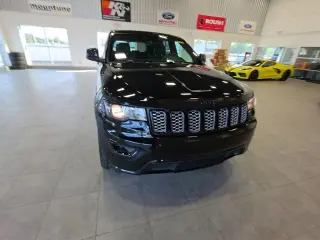 Jeep Grand Cherokee 2018 4x4 Laredo 4dr SUV