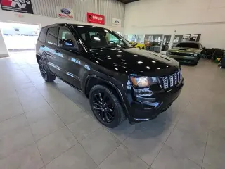 Jeep Grand Cherokee 2018 4x4 Laredo 4dr SUV