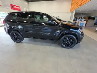 Jeep Grand Cherokee 2018 4x4 Laredo 4dr SUV