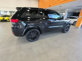 Jeep Grand Cherokee 2018 4x4 Laredo 4dr SUV