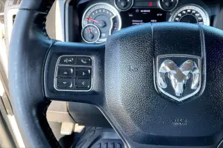 Ram 1500 2017 4x4 SLT 4dr Crew Cab 5.5 ft. SB Pickup