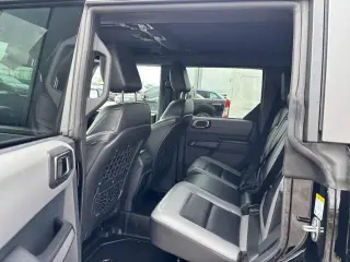 Ford Bronco 2024 4x4 Black Diamond 4dr SUV