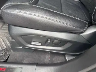 Ford Explorer 2023 AWD ST 4dr SUV