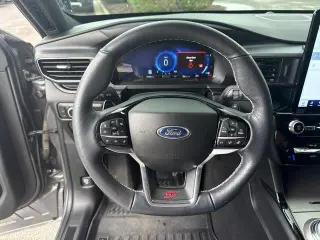 Ford Explorer 2023 AWD ST 4dr SUV