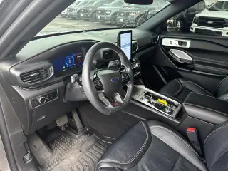 Ford Explorer 2023 AWD ST 4dr SUV