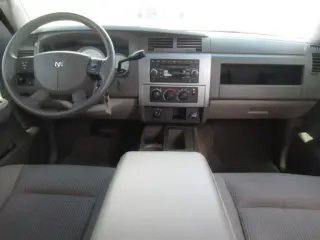 Dodge Dakota 2008 SLT 4dr Crew Cab 4WD SB