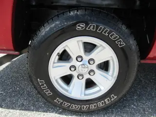 Dodge Dakota 2008 SLT 4dr Crew Cab 4WD SB