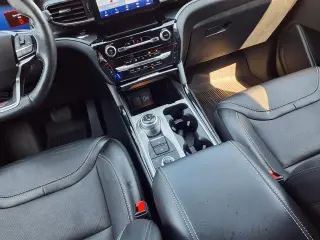 Ford Explorer 2024 AWD ST 4dr SUV