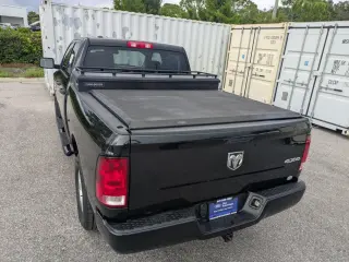 Ram 1500 Classic 2019 4x4 Tradesman 4dr Quad Cab 6.3 ft. SB Pickup