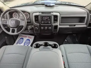 Ram 1500 Classic 2019 4x4 Tradesman 4dr Quad Cab 6.3 ft. SB Pickup