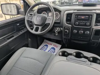 Ram 1500 Classic 2019 4x4 Tradesman 4dr Quad Cab 6.3 ft. SB Pickup