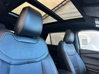 Ford Explorer 2023 AWD ST 4dr SUV