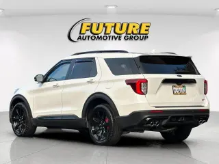 Ford Explorer 2023 AWD ST 4dr SUV