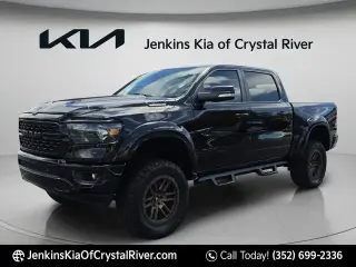 Ram 1500 2022 4x4 Big Horn 4dr Crew Cab 5.6 ft. SB Pickup