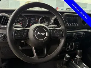 Jeep Gladiator 2023 4x4 Sport 4dr Crew Cab 5.0 ft. SB