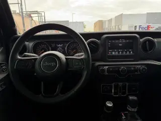 Jeep Gladiator 2023 4x4 Sport 4dr Crew Cab 5.0 ft. SB