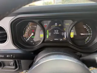 Jeep Wrangler 2024 4x4 Sahara 4xe 4dr SUV