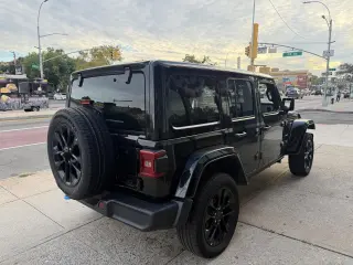 Jeep Wrangler 2024 4x4 Sahara 4xe 4dr SUV