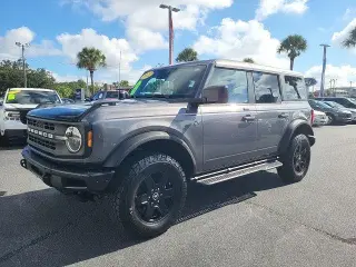 Ford Bronco 2022 4x4 Black Diamond 4dr SUV