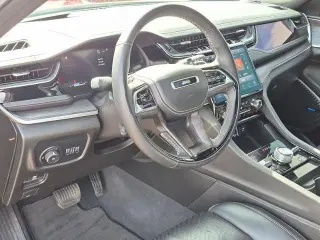 Jeep Grand Cherokee 2023 4x4 Overland 4dr SUV