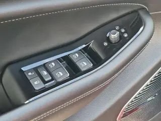 Jeep Grand Cherokee 2023 4x4 Overland 4dr SUV