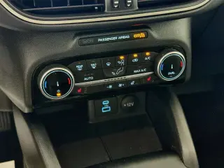 Ford Escape 2022 AWD SE 4dr SUV