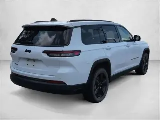 Jeep Grand Cherokee L 2023 4x4 Laredo 4dr SUV