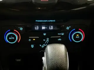 Ford Focus 2018 SE 4dr Sedan