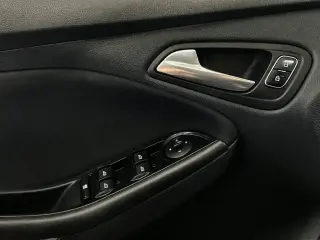 Ford Focus 2018 SE 4dr Sedan