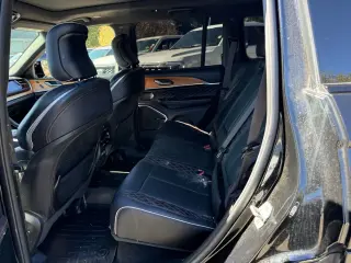 Jeep Grand Cherokee 2023 4x4 Summit 4xe 4dr SUV