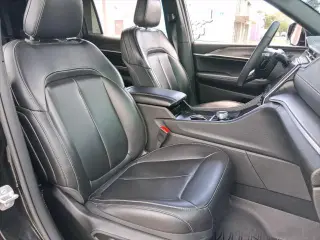 Jeep Grand Cherokee L 2025 4x2 Limited 4dr SUV